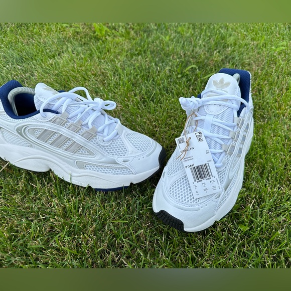 Brand new shoes Adidas Ozmillen White mens size 8 old school - Picture 2 of 8